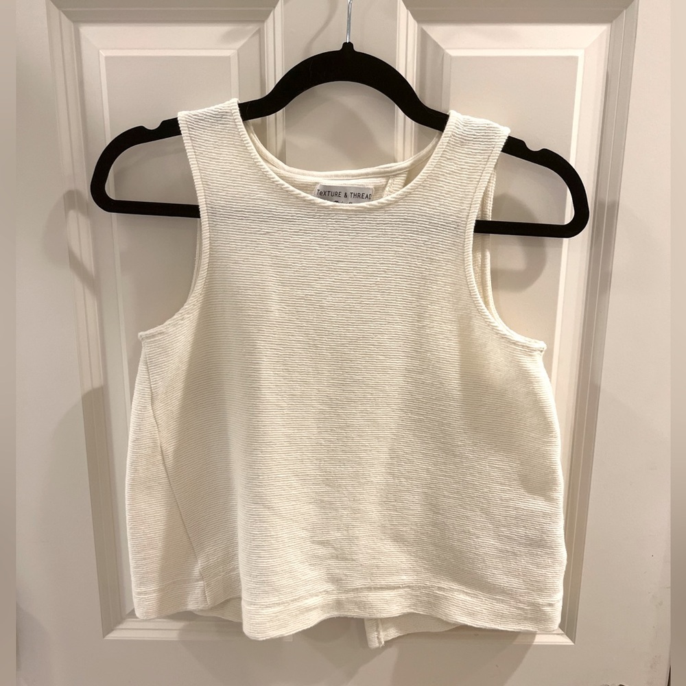 Madewell Texture & Thread Split-Back Shell Top. Size XS. - Picture 6 of 11